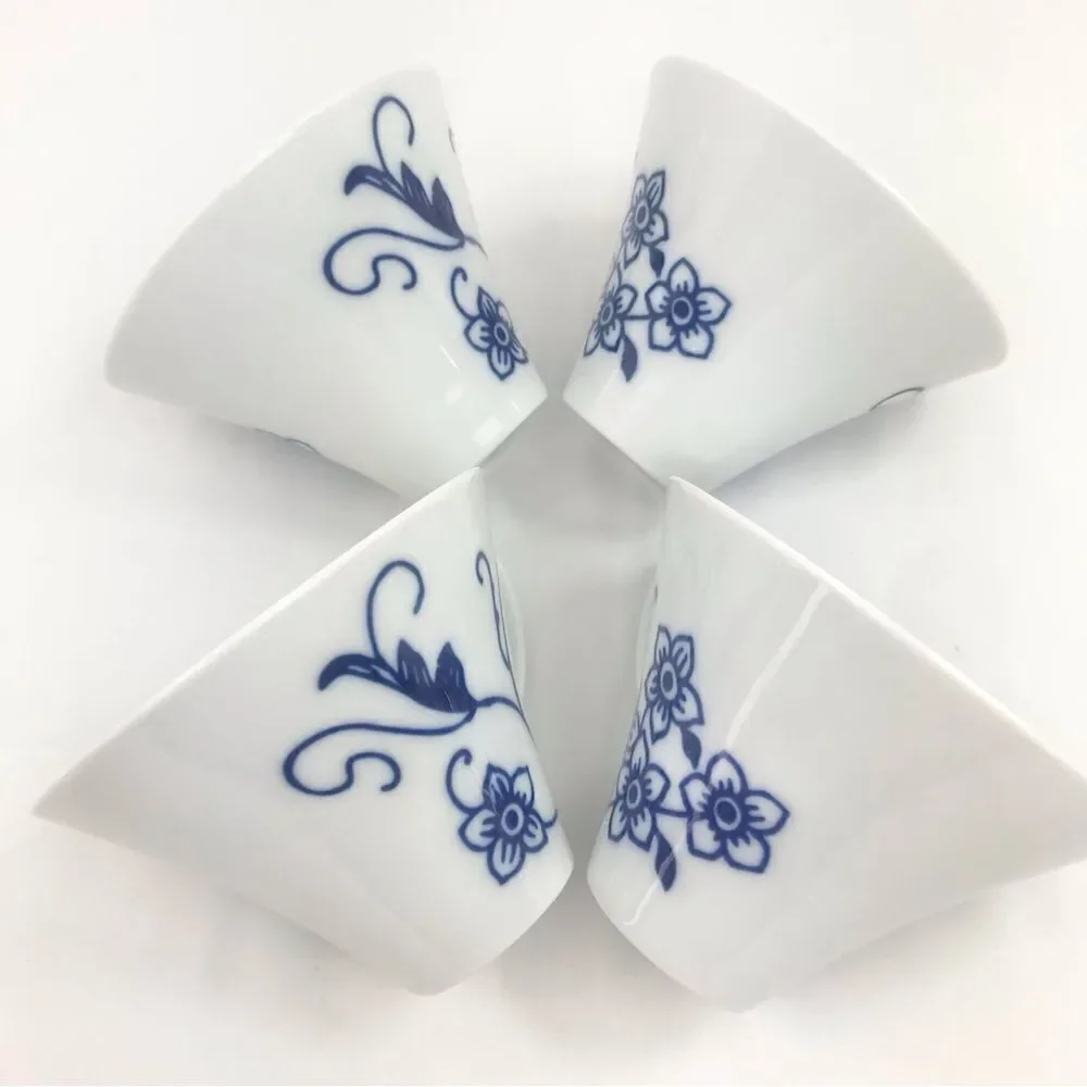Crate & Barrel CAMILLE White Blue Floral Set of Four Porcelain Tea Coffee Mugs